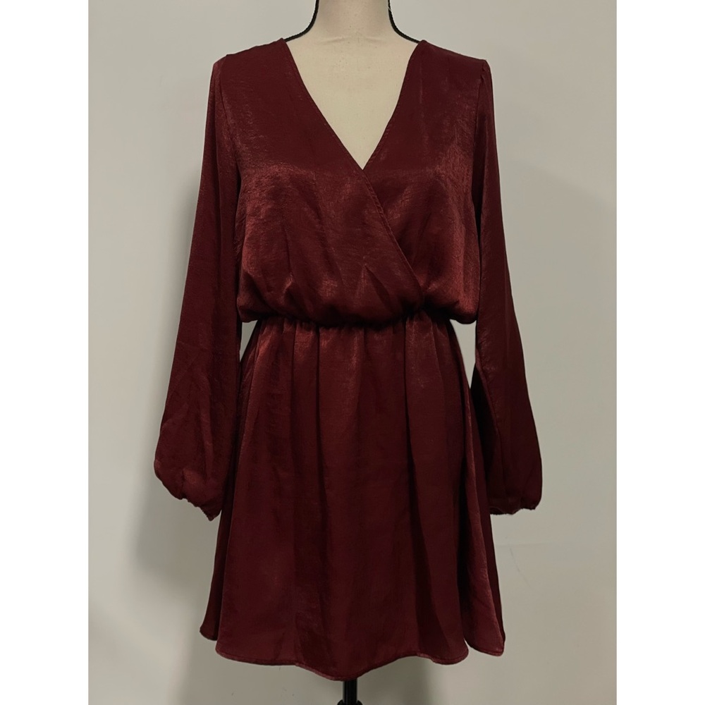 Charlotte Russe V-Neck Long Sleeve Mini Dress Burgundy Size L